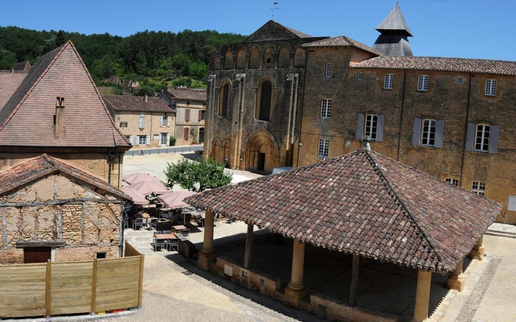 Les Songes De L'Abbaye Bed & Breakfast Cadouin Room photo