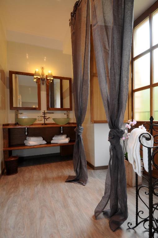 Les Songes De L'Abbaye Bed & Breakfast Cadouin Room photo